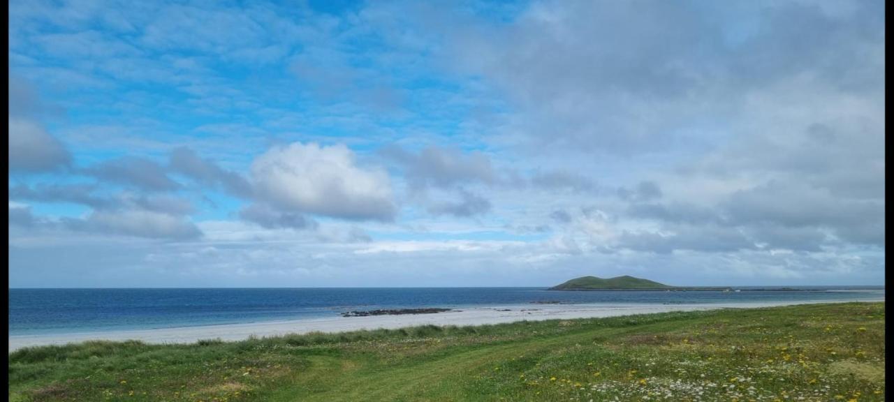Pollachara Loch An Eilean Pod Isle Of South Uistヴィラ エクステリア 写真