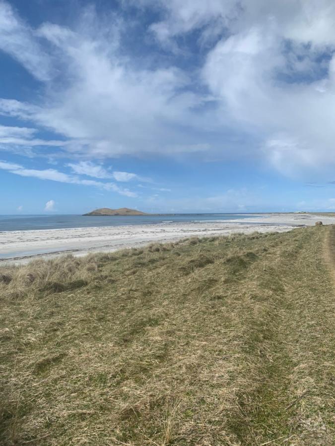 Pollachara Loch An Eilean Pod Isle Of South Uistヴィラ エクステリア 写真